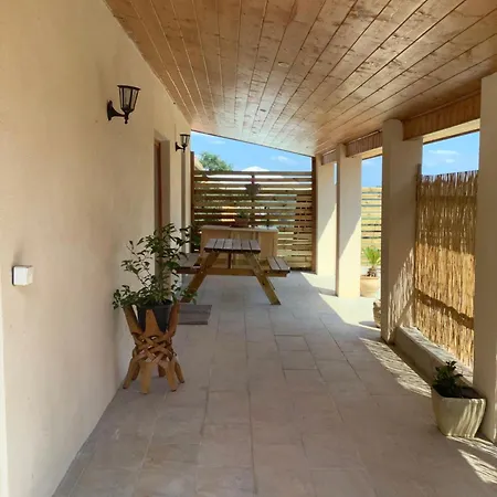 بيت للعطل Le Petit Jardin Estampes